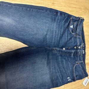 Straight Leg Blue Jean